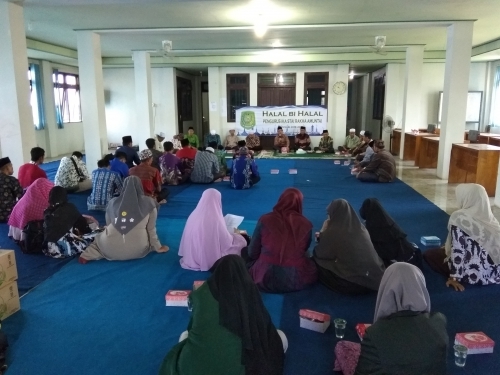 HALAL BI HALAL PENGURUS IKA STAI RAKHA AMUNTAI